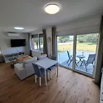 3 Jablane Apartmaji Апартаменты Beltinci