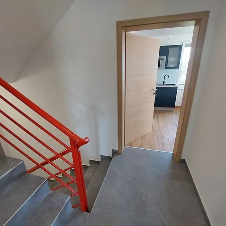 3 Jablane Apartmaji * Beltinci