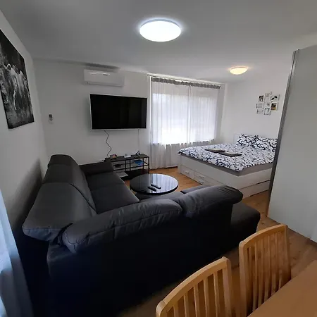 3 Jablane Apartmaji * Beltinci