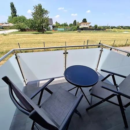 3 Jablane Apartmaji *