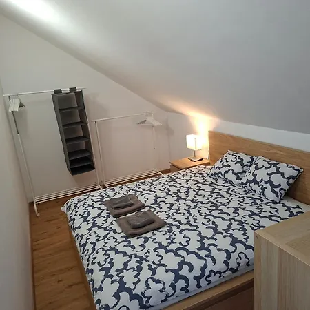 3 Jablane Apartmaji * Beltinci