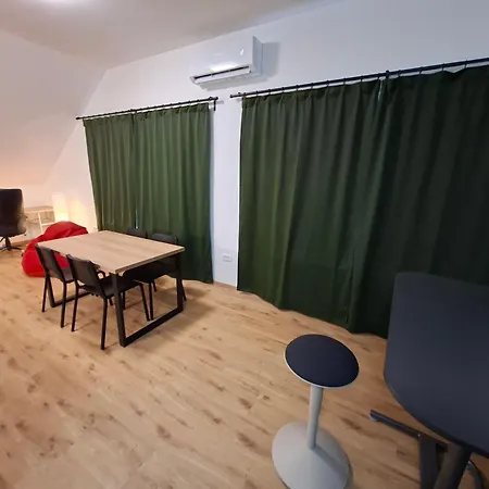 3 Jablane Apartmaji Apartment *