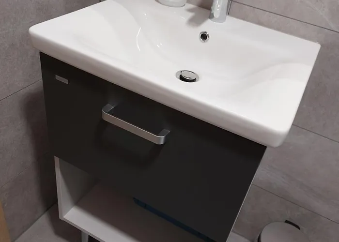 3 Jablane Apartmaji Lejlighed Beltinci