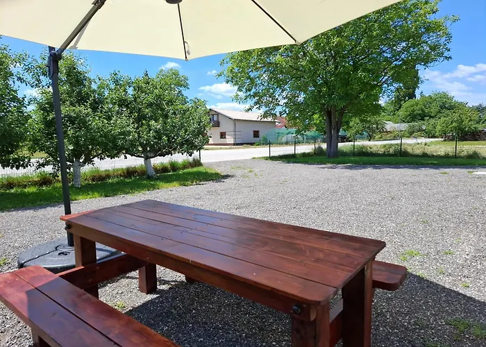 3 Jablane Apartmaji * Beltinci